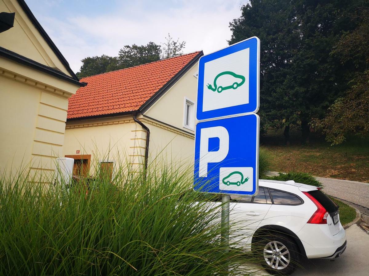 Villa Istenic Bizeljsko Eksteriør bilde